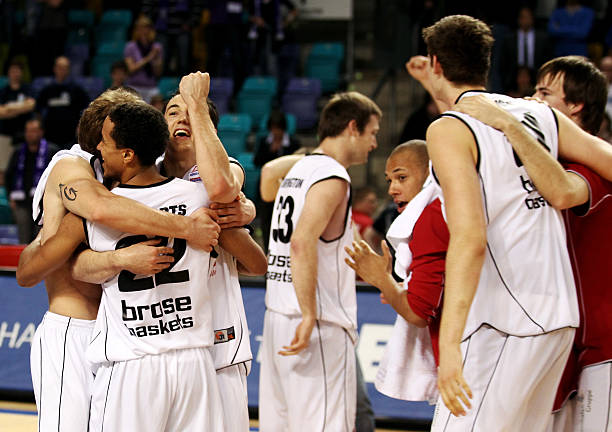 再次凸显了 再次凸显了