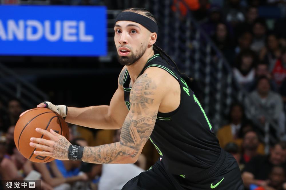 浓厚的兴趣 浓厚的兴趣