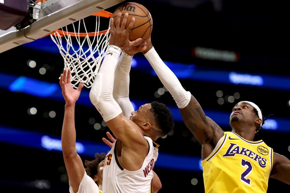 竞争激烈的 竞争激烈的